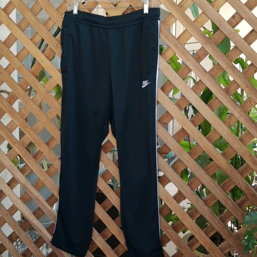 Nike Tribute Black & White Jogging Pants Sz XL